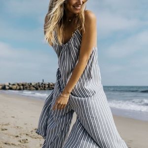 XS striped flowy romper/jumpsuit
